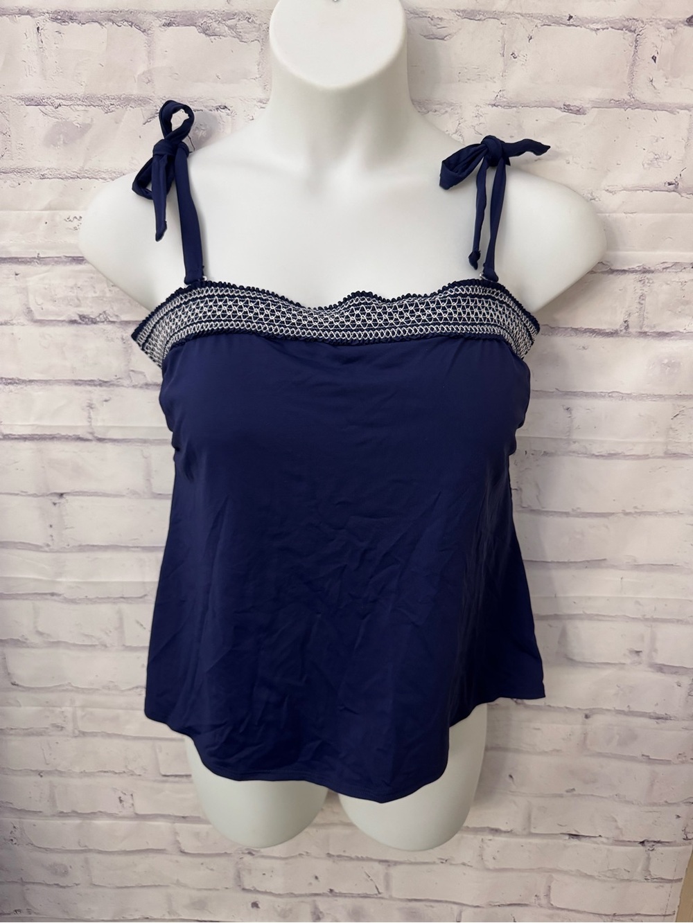 Lands' End X Draper James 18W Bandeau Tankini Swim Top Tie Strap Smocked Modest‎